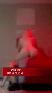 Anna - Cogiendo a escondidas